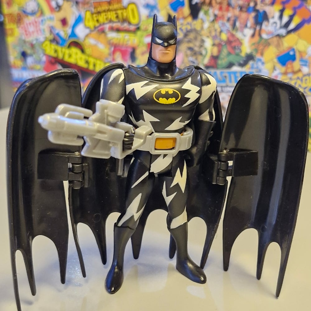 Image of 1993 Vintage Kenner DC Comics Lightning Strike Batman Figure – Complete