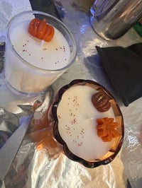 Image 2 of Small Amber Pumkin Candle