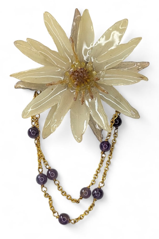 Image of Waterlily & Amethyst Brooch (Cream)