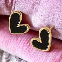 Black heart earringgs