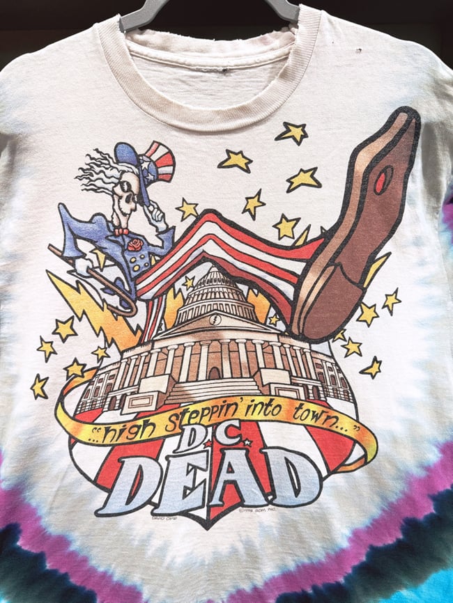 Grateful Dead 1995 D.C. Dead T-Shirt - Size XL