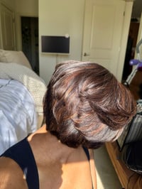 Image 3 of 10 inch GLUELESS 10x6 YAKI BOB with HIGHLIGHTS and LAYERS! READY TO WEAR 