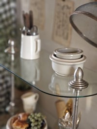 Image 4 of Le présentoir en verre 