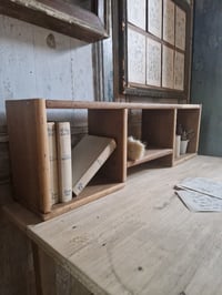 Image 3 of Le bureau à casiers