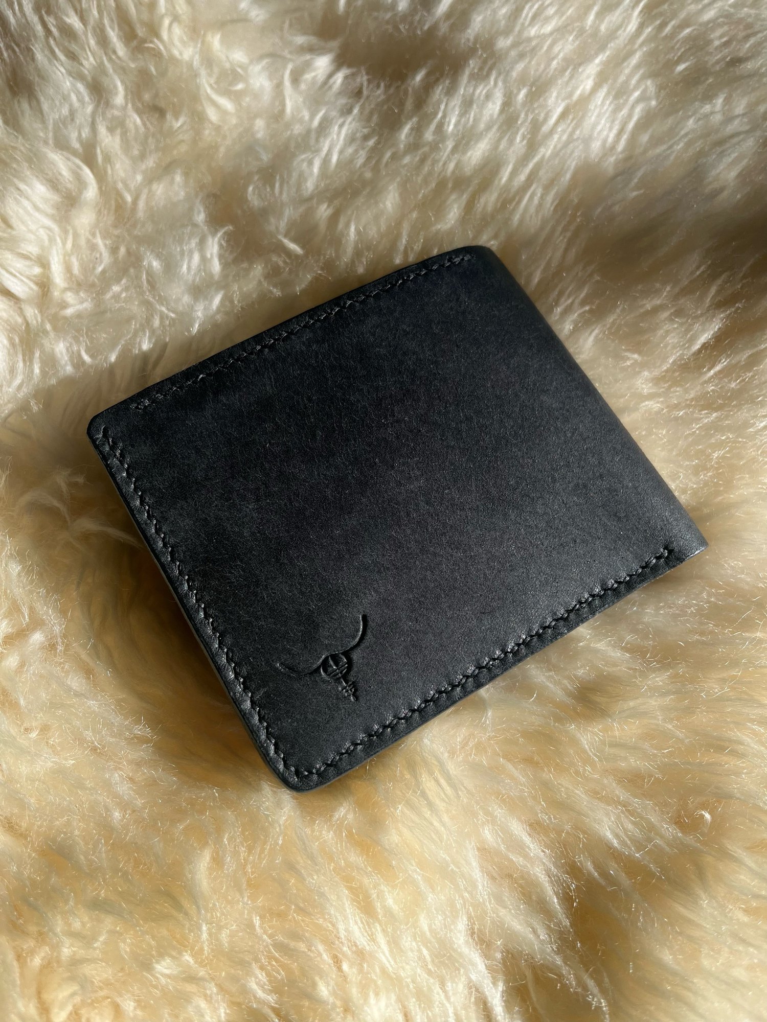 Image of Black Pueblo 9-pocket Bifold 