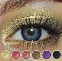 Image 1 of Colored eyeshadow 