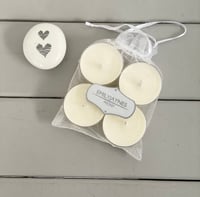 Scented Soy Wax Tealights - Pack of 4 ☆