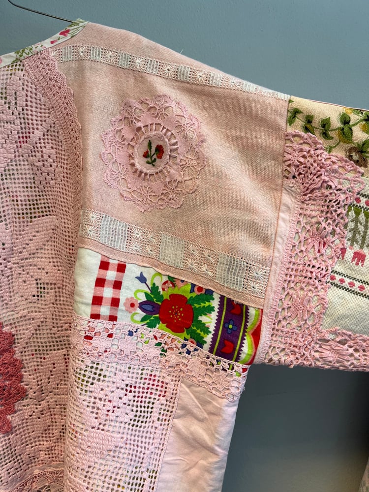 Image of Sunday puzzle jacket pink (xs-xl)