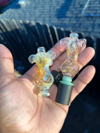 Image 4 of Female form pivot spinner top 