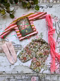 Image 2 of Blythe Spring set 21