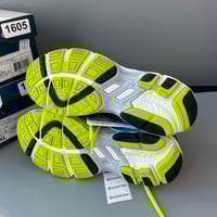 Image 5 of  2 sizes available 