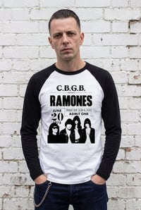 Image 2 of Camiseta Baseball M/L Ramones (CBGB)