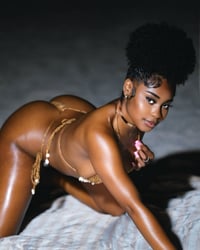 Image 4 of Golden Siren