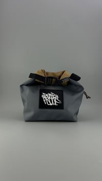 Image 1 of BOULDER BUCKET - LIMESTONE/SAND