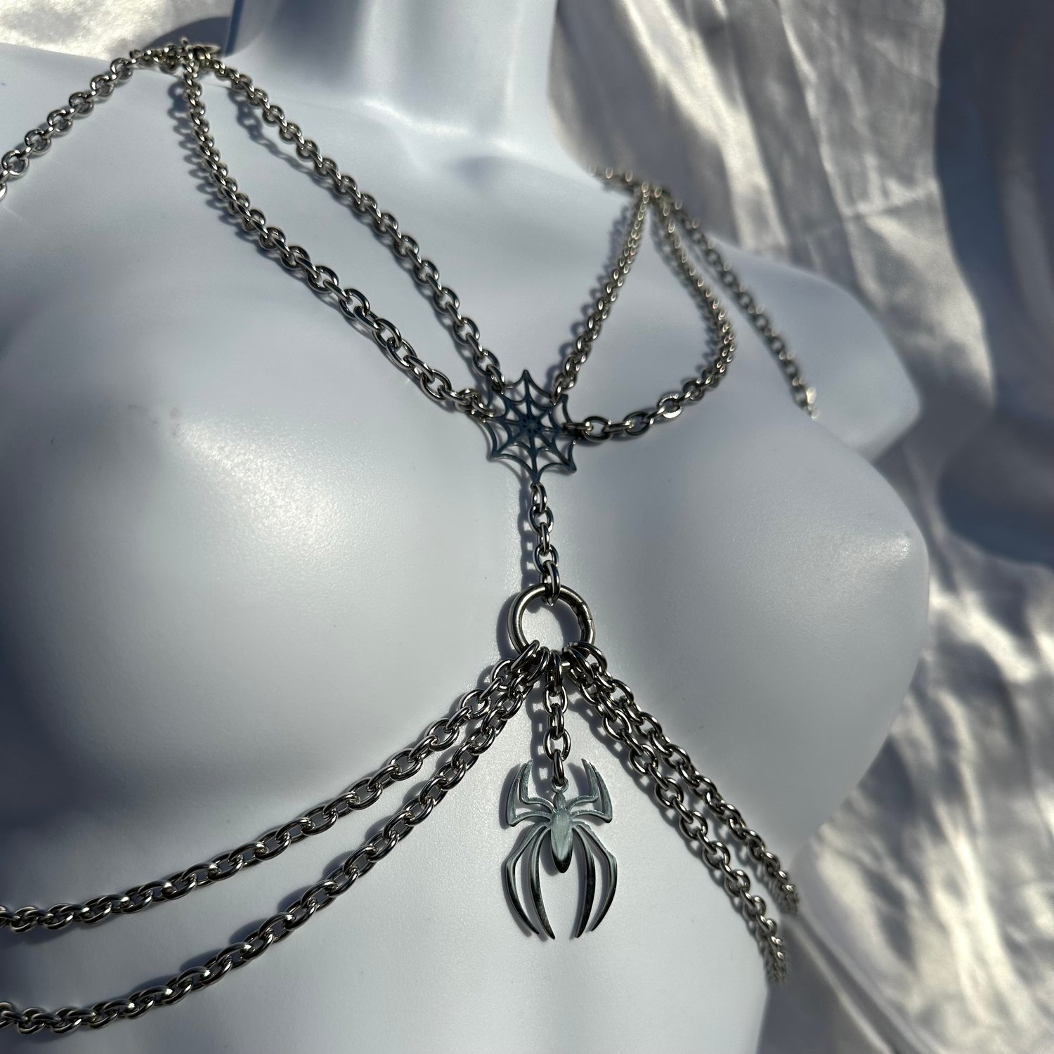 Image of Steel Spider Chain Harness 