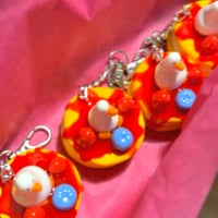 Image 4 of Macaroon keychain