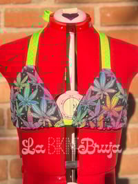 Image 3 of 420 Leaf Triangle