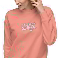 Image 9 of Large Embroidery Pink Sweatshirt