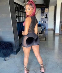 Image 2 of Heart This Babe 