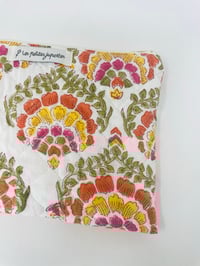 Image 2 of Pochette à livre matelassé indien beige orange rose jaune vert