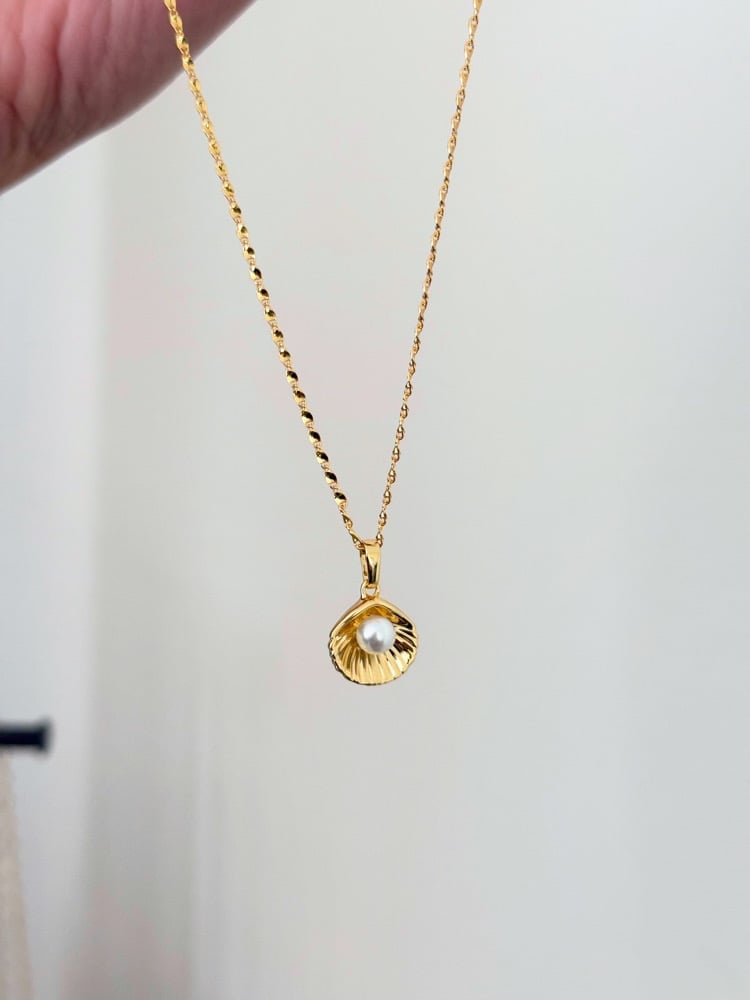 Image of Seas The Day Necklace