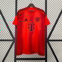 Image 1 of Bayern 24/25 Home