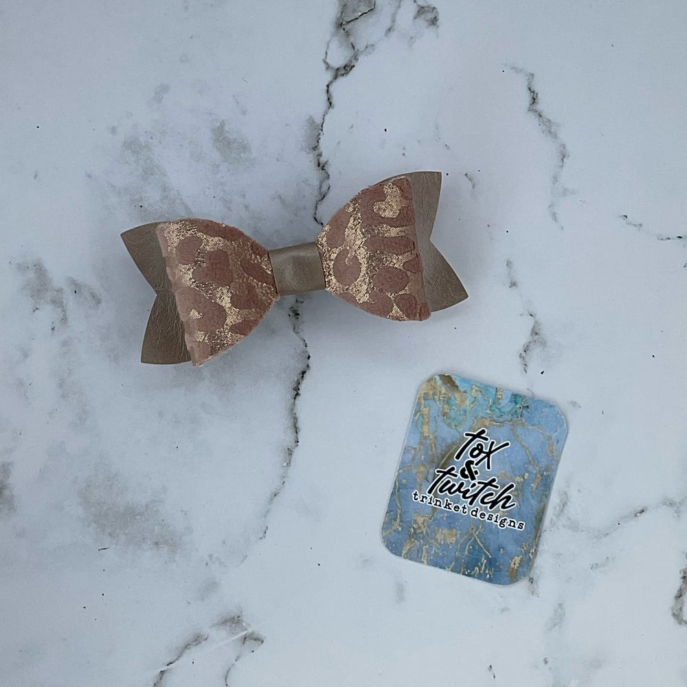 Image of Sweetheart ‘Leopard’ Bows
