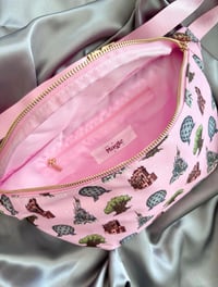 Image 3 of Exclusive Pink Park Hopper Belt Bag