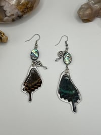 Image 1 of Comsic Pairing Earring Set