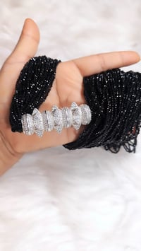 Image 6 of Hydrocrystal/Hydropotey AD Tilhari with White Stone