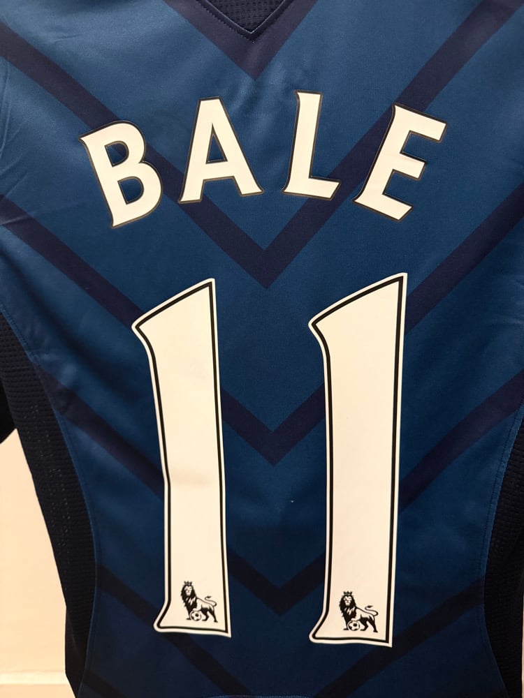 Image of Tottenham Hotspur “BALE 11” 2012/13 Away Shirt + PL patches (S)