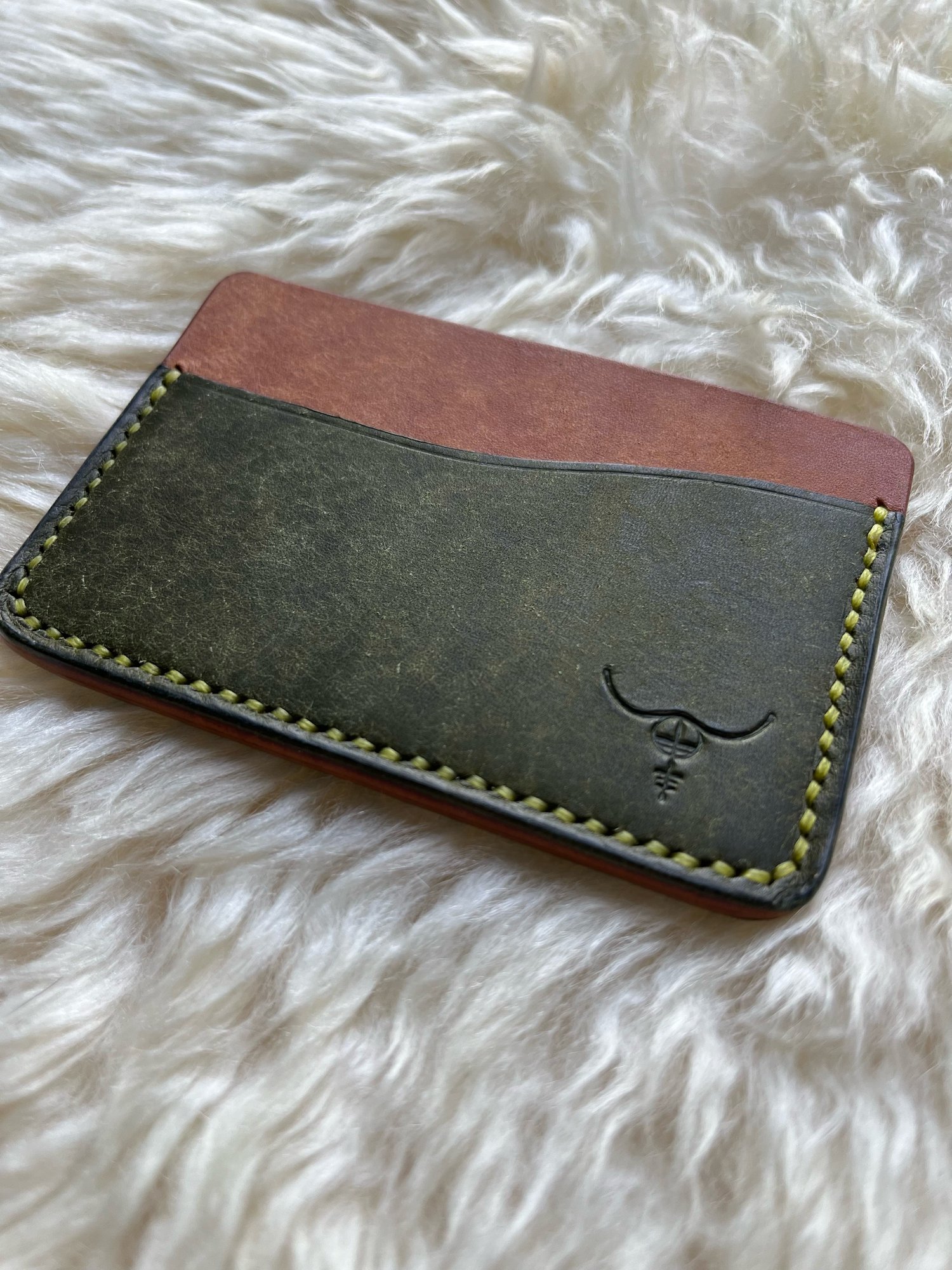 Image of Cognac/Olive Pueblo Horizontal Cardholder 