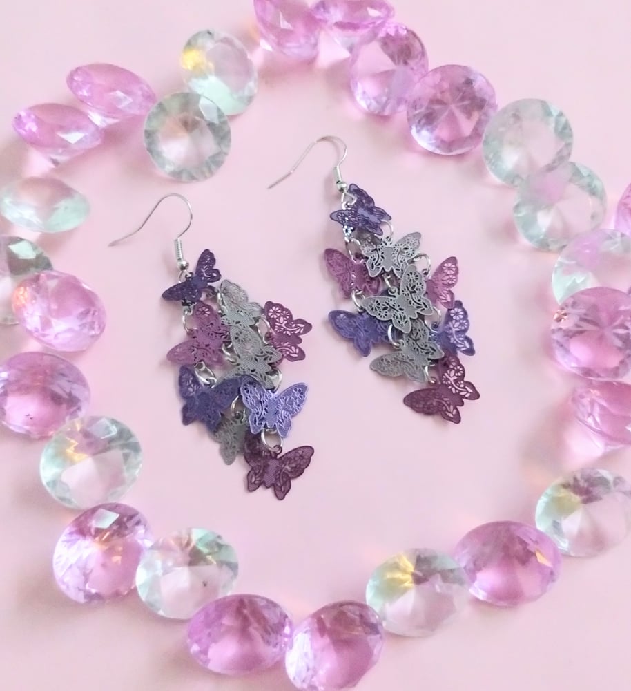 Image of Pretty Purple Butterfly's Earrings ✨🦋💜