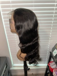 Image 2 of 20 inch body wave 13x6 wig 