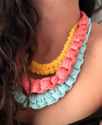 Image 1 of Collar Blue Summer Nudos