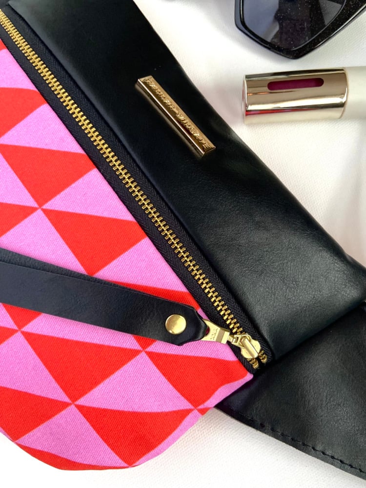 pink and red crossbody | Hannah Wingate Designs