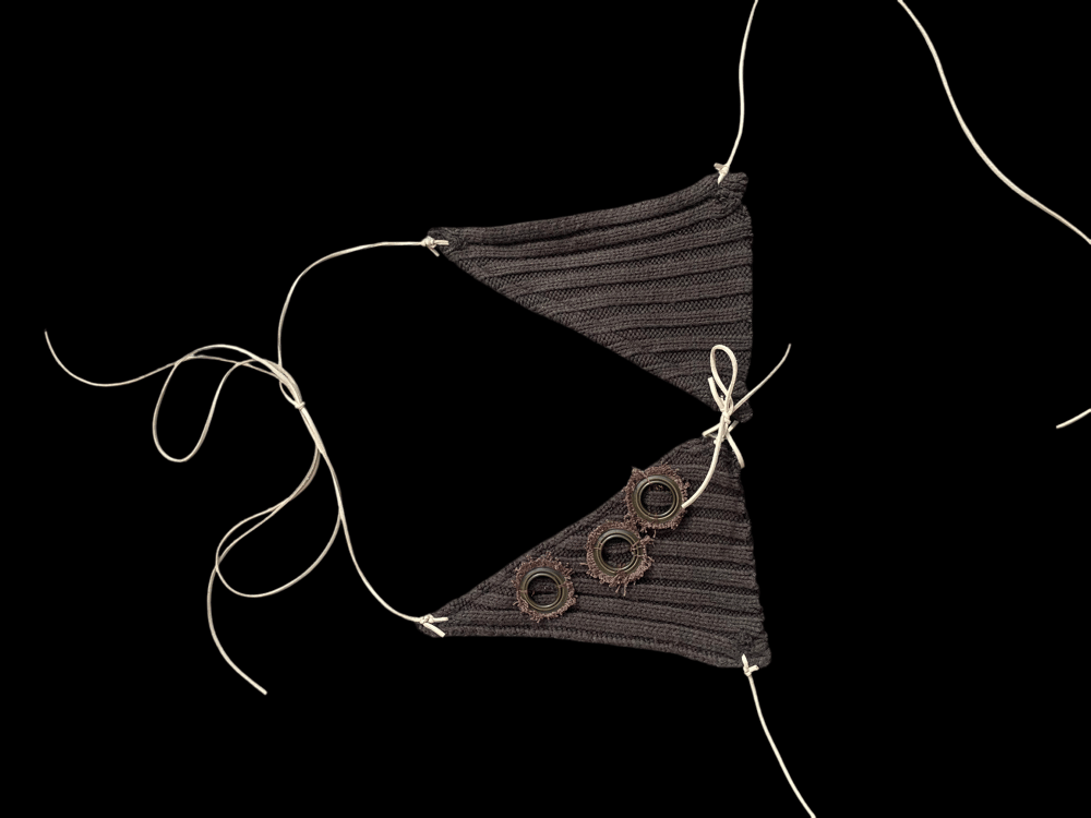 Image of grommet bra 