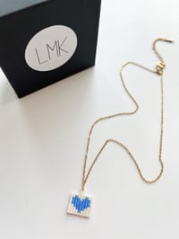 Collier cœur bleu tissé en perles