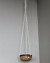 Image 4 of 'Cielo y Arena' Hanging Bowl