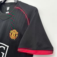Image 3 of 2007-2008 Man United Away Retro