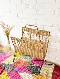 Image 1 of Porte revues osier 