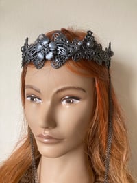 Image 5 of Evelyn - Chains