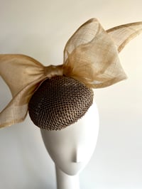 Image 2 of Gold mesh fabric covered button