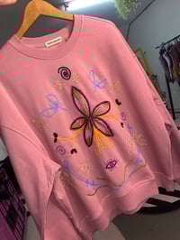 Image 4 of Suadoiro bordado a man. MARUJA MALLO. Feito baixo demanda. Varias tallas!