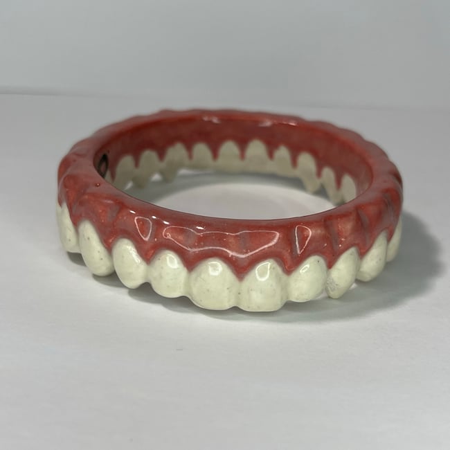 Teeth Bracelet D - 6.75 in Inner Circumference