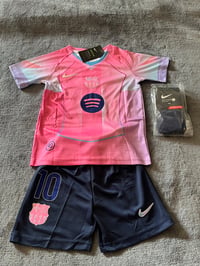 Image 1 of Barcelona pink/ blue Lamine Yamal no.10