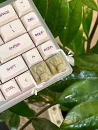 Image 2 of Smiski cat keycap 🐈🍀