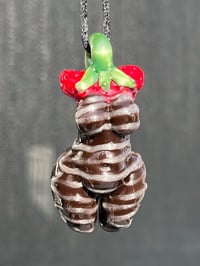 Image 3 of Choccy Strawbabe