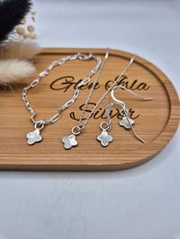 Image 1 of Quatrefoil