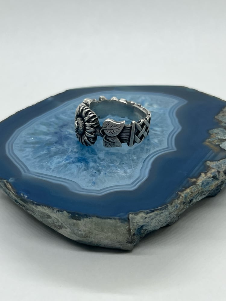 Image of Silver Sunflower basket bee ring 